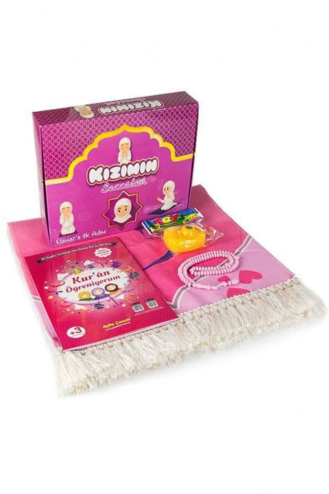 Kızımın Seccadesi Namaza Ilk Adım